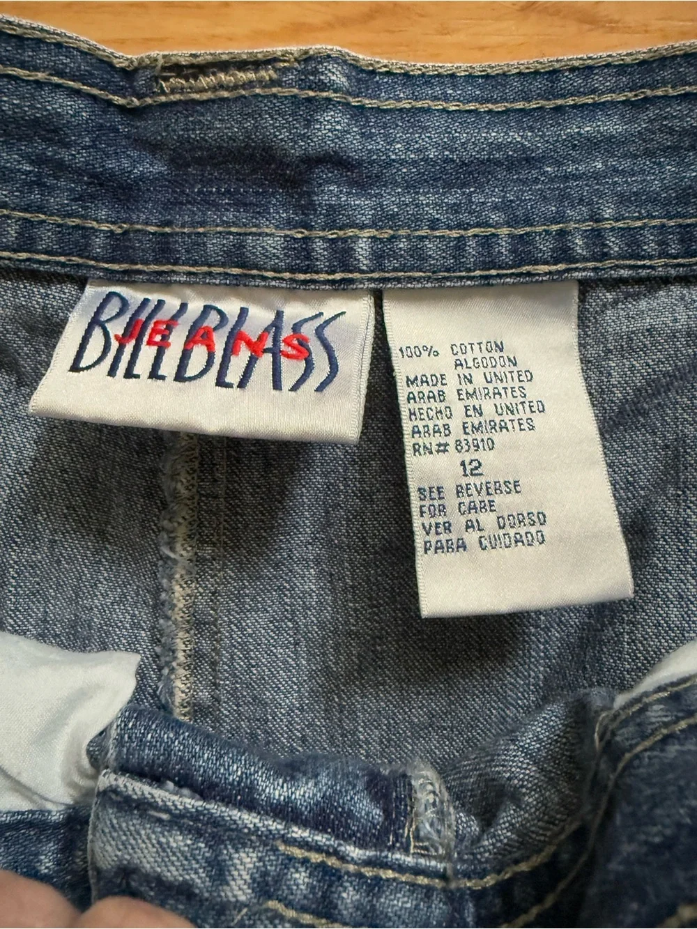 Vintage 90s Bill Blass Pleated Denim Shorts - Size 12 Fits Modern 10/31